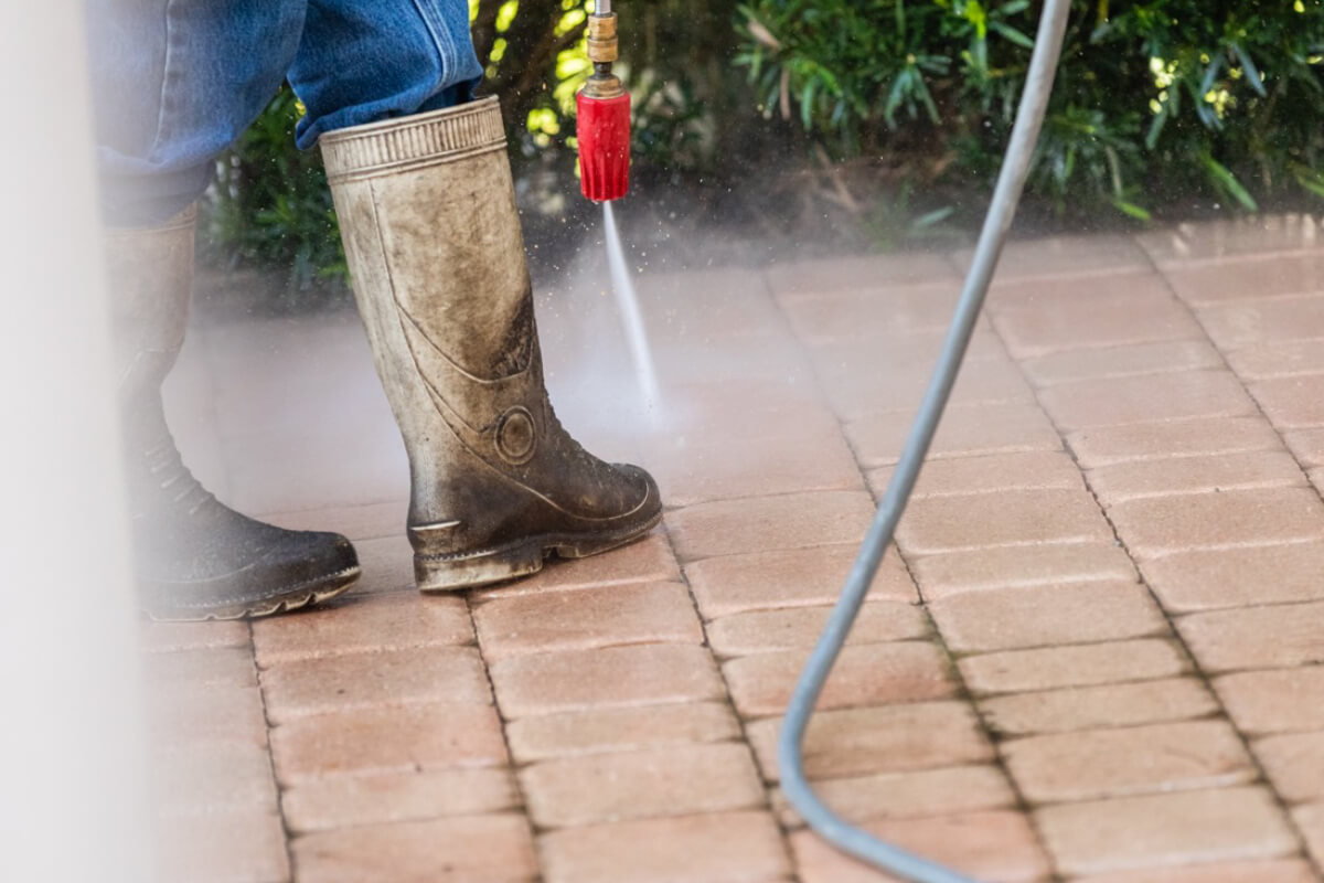 professional pressure washer in loveland oh